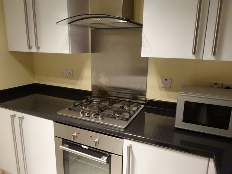 Fully Furnished 1 bedroom modern flat at Corstorphine EH12 8XR. From Mid Dec 2025