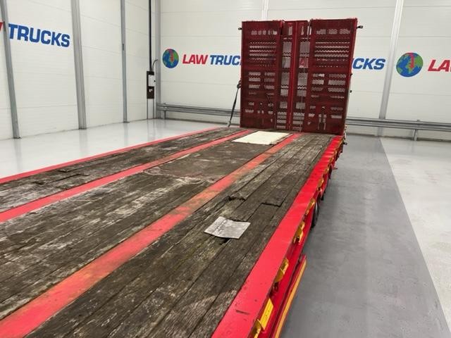 Montracon Tri Axle Stepframe Lowloader