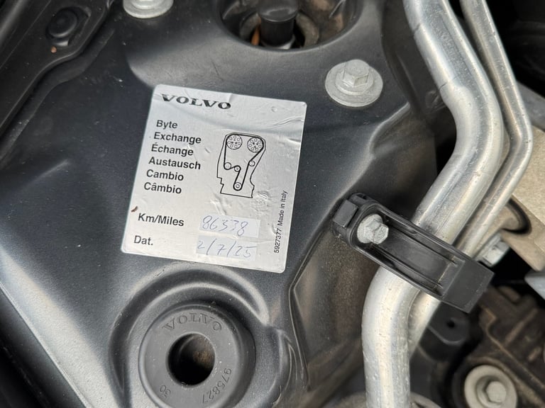 2019 Volvo V90 2.0 D4 Momentum Nav 5dr Geartronic Auto ULEZ ESTATE Diesel Automatic