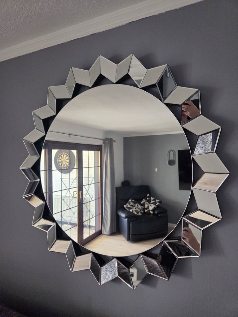 image for Designer rooms mirror 