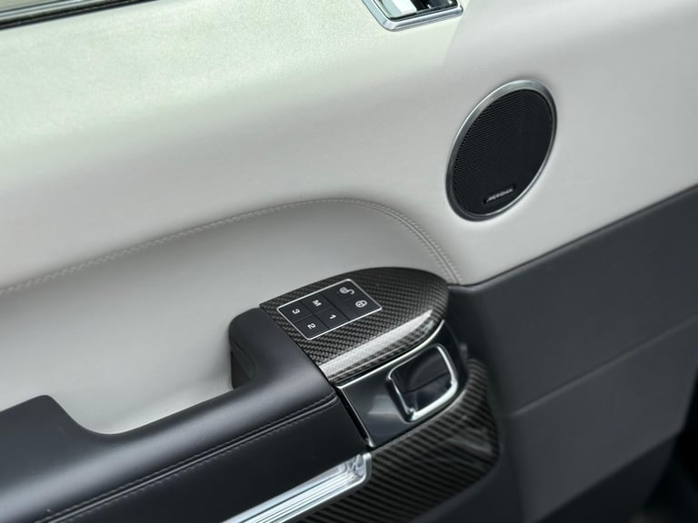 Land Rover Range Rover Sport 5.0 P575 V8 SVR Auto 4WD Euro 6 (s/s) 5dr