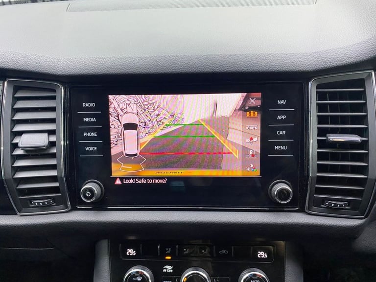 2021 Skoda Kodiaq 1.5 TSI ACT SE Drive SUV 5dr Petrol DSG Euro 6 (s/s) (7 Seat) (150 ps) ESTATE P...