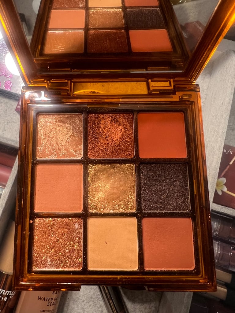 Huda Beauty - Caramel Brown Eyeshadow Palette