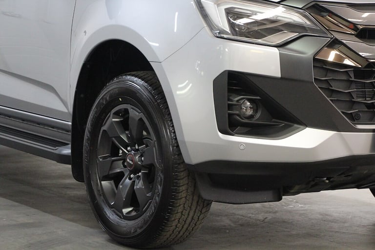 1969 Isuzu D-Max 1.9 TD V-Cross Double Cab Auto 4WD [164] (UNSTOPPABLE V-CROSS £2500+VAT OFF Pick...