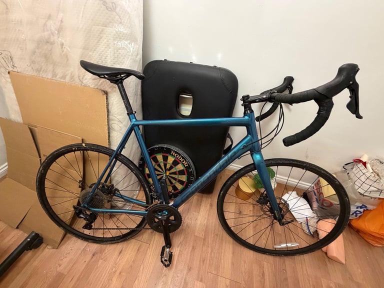 image for Cannondale road bike for sale