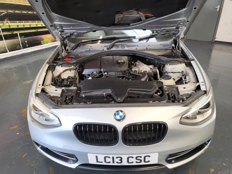 BMW 1 SERIES 118i SPORT