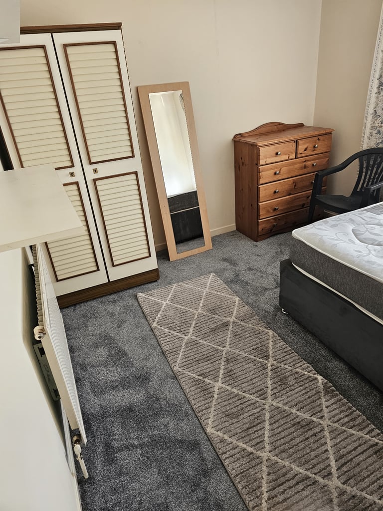 Spacious & Cosy Double Room for Rent - OX4 6AH