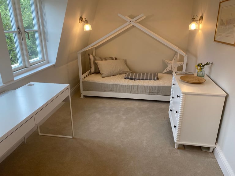 Last few remaining items from show home furniture sale