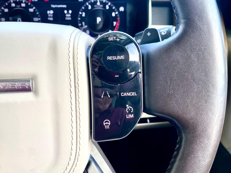 2019 Land Rover Range Rover 3.0 P400 MHEV Vogue SE Auto 4WD Euro 6 (s/s) 5dr ESTATE Petrol Automatic