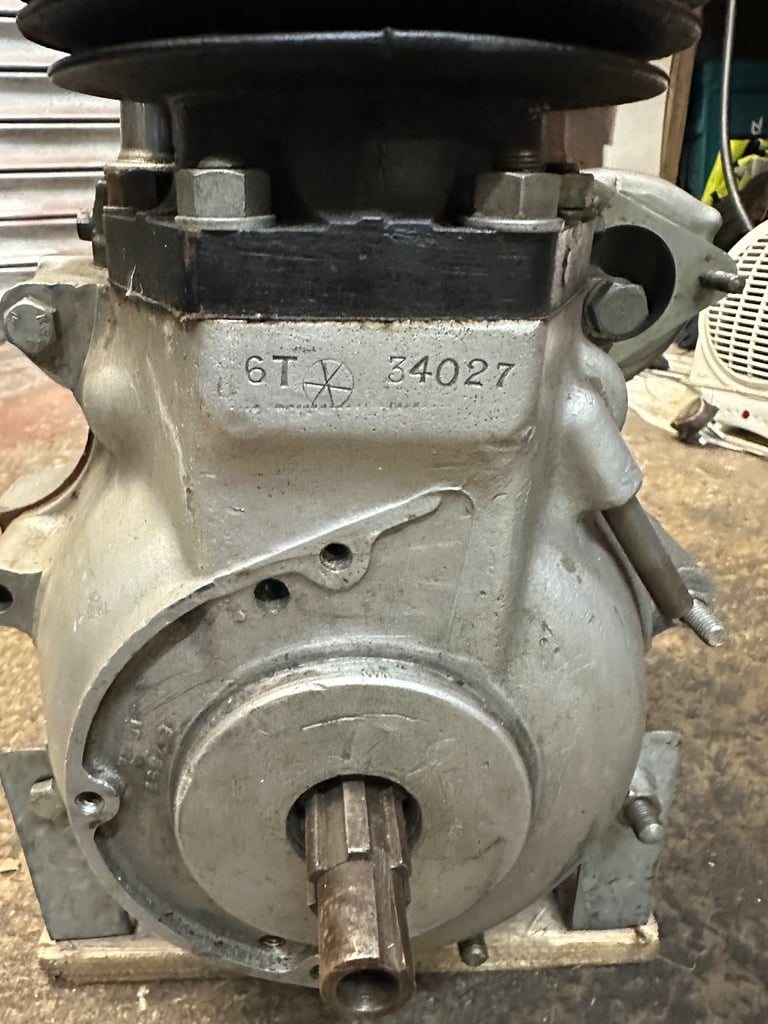 Triumph 650 6T with tiger 110 head and barrels