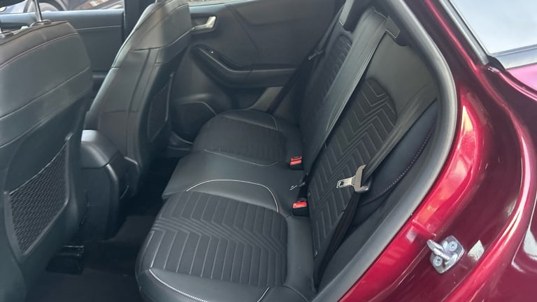 2023 Ford Puma 1.0 EcoBoost Hybrid mHEV Vivid Ruby Edition 5dr HATCHBACK PETROL Manual