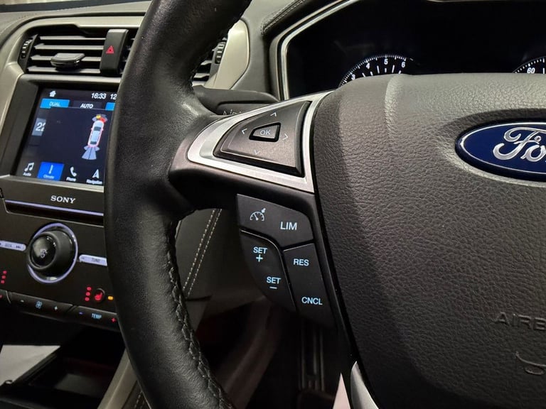 2018 Ford Mondeo 2.0 TDCi Duratorq Vignale Hatchback 5dr Diesel Manual Euro 6 (s/s) (150 ps) Hatc...