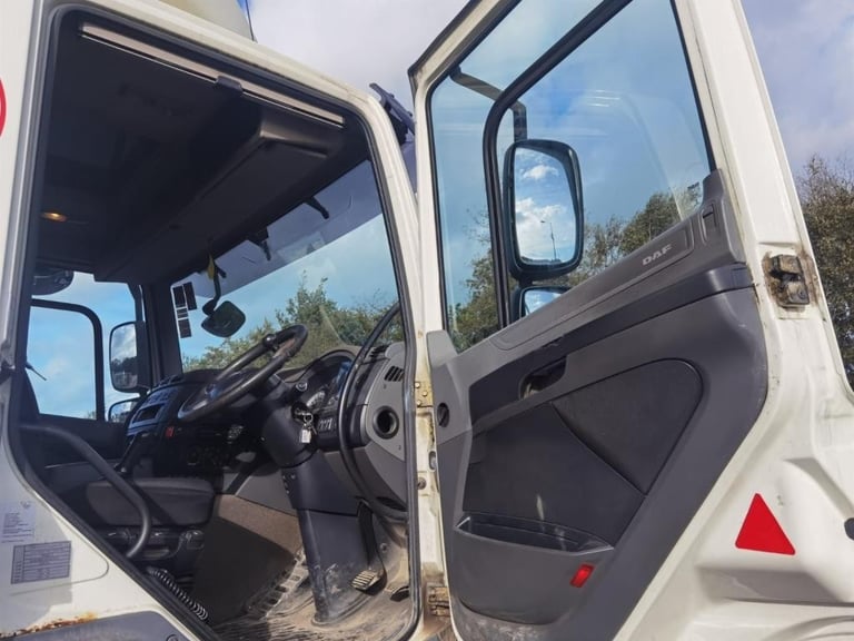 2015 Daf CF 330 euro 6, 6x2 27ft curtainsider