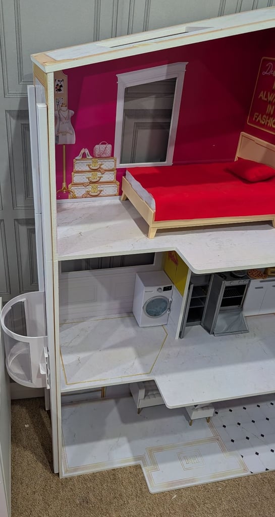  Rainbow High Townhouse