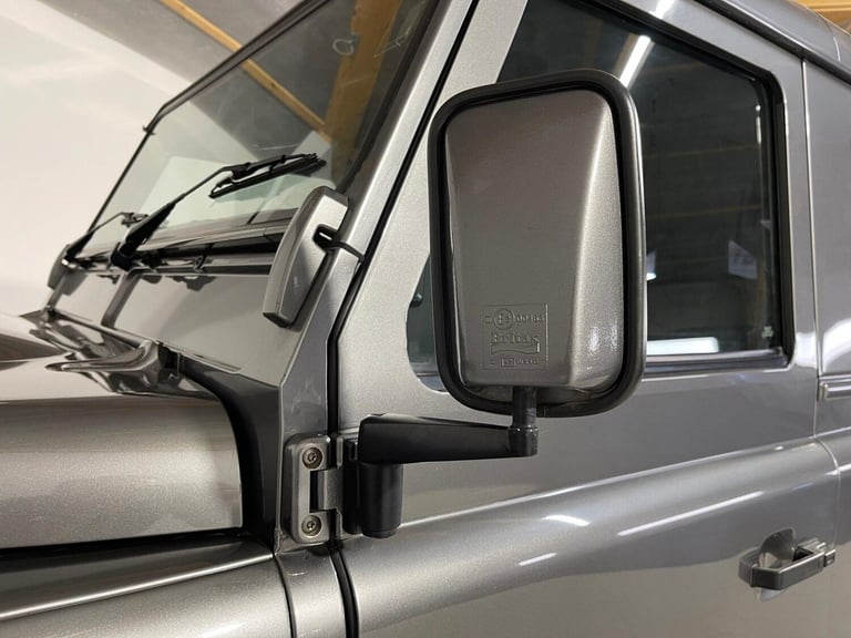 2009 Land Rover Defender XS Station Wagon TDCi ESTATE DIESEL Manual