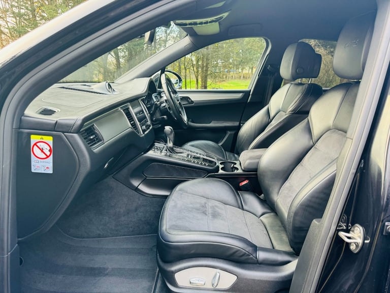 PORSCHE MACAN 2016 66 PLATE 3.0 GTS SPORT CHRONO PACKAGE IMMACULATE CONDITION