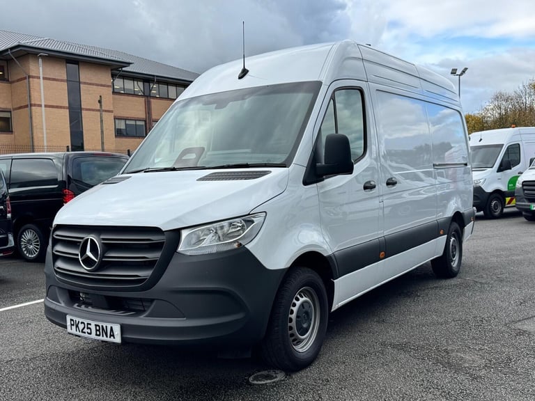 2025 Mercedes-Benz Sprinter 3.5t H2 Pro Van PANEL VAN DIESEL Manual