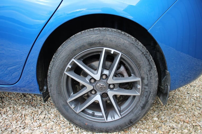 2014 Toyota Auris 1.6 V-Matic Icon Plus Euro 5 5dr HATCHBACK Petrol Manual