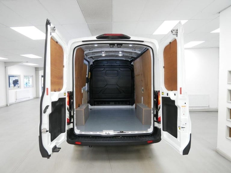 2021 TRANSIT 310 2.0 EBL L2 MEDIUM H2 MEDIUM ROOF LEADER ( AIR CON + SAT NAV )