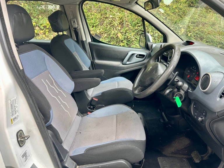 2015 Peugeot Partner Tepee 1.6 e-HDi 92 S 5dr EGC MPV Diesel Automatic