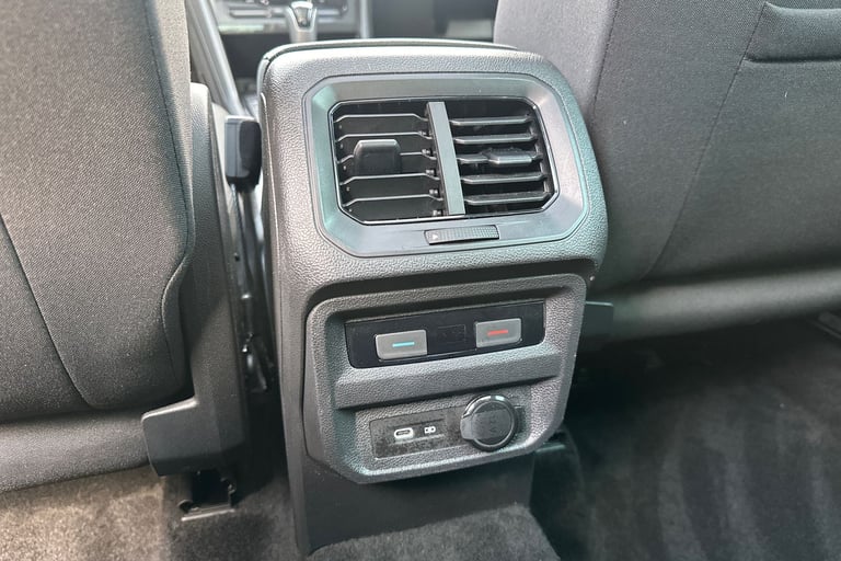 2020 Volkswagen Tiguan 2.0 TDI Elegance 5dr DSG SUV Diesel Automatic