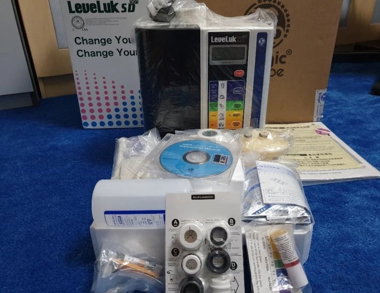 Leveluk Enagic Kangen SD501 water ioniser machine