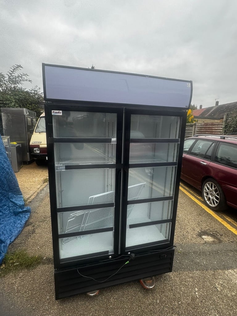 Commercial fridge freezer display cafe shop restaurant takeaway 