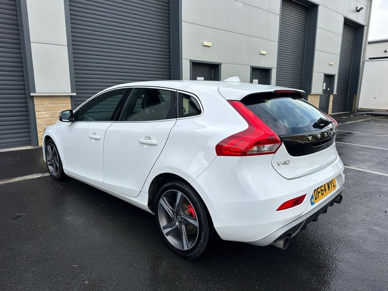 2015 Volvo V40 D2 R DESIGN Lux Nav 5dr HATCHBACK Diesel Manual