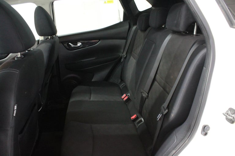 2014 Nissan Qashqai 1.2 DIG-T n-tec+ 2WD Euro 5 (s/s) 5dr HATCHBACK Petrol Manual
