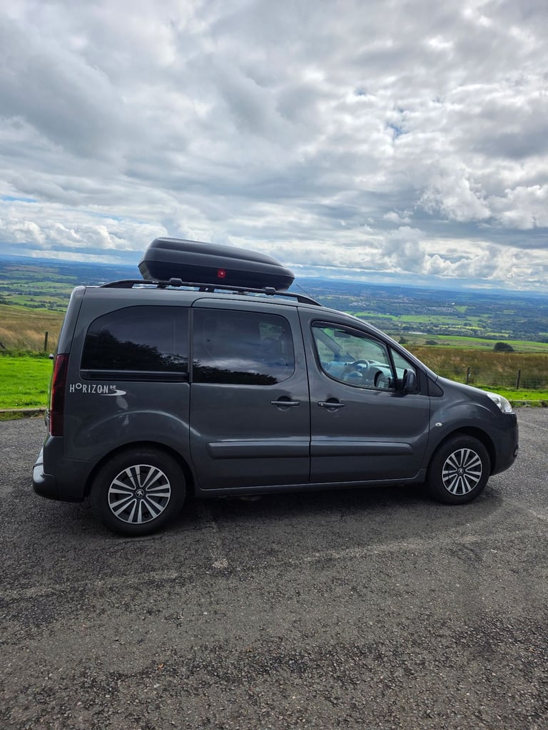 2015 PEUGEOT PARTNER CAMPER / DAY VAN . Beautiful van