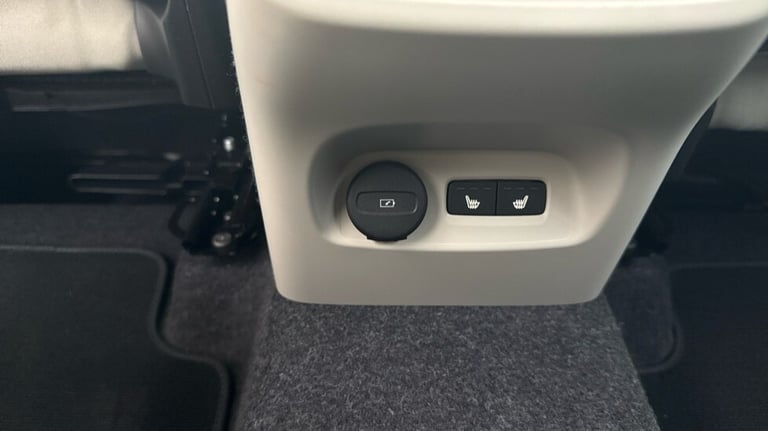 2025 Volvo XC40 Ultra, B3 Mild hybrid, Petrol, Bright Estate Petrol Automatic