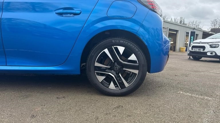 2024 Peugeot 208 50kWh E-Style Hatchback 5dr Electric Auto (7.4kW Charger) (136 ps) Hatchback Ele...