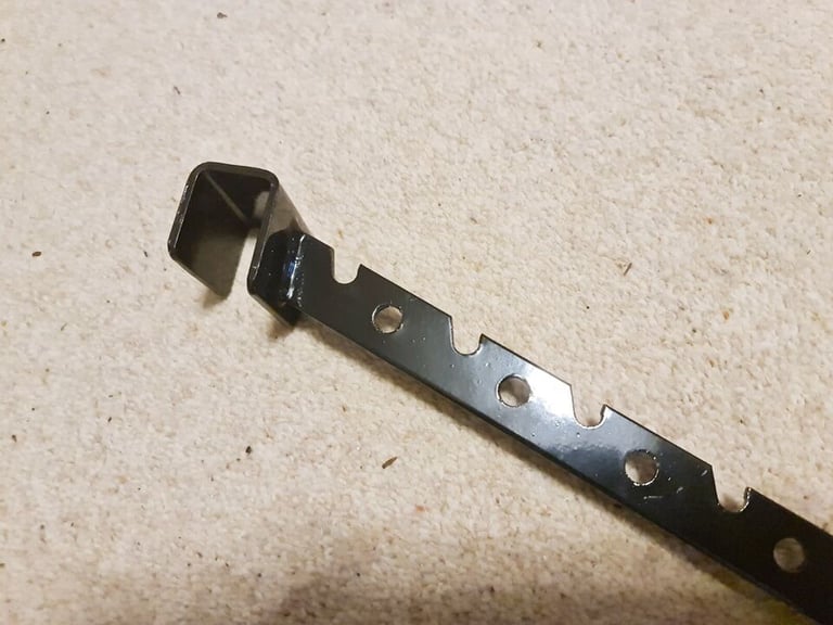 20 x New heavy duty  angled notch Market stall hanger bars  