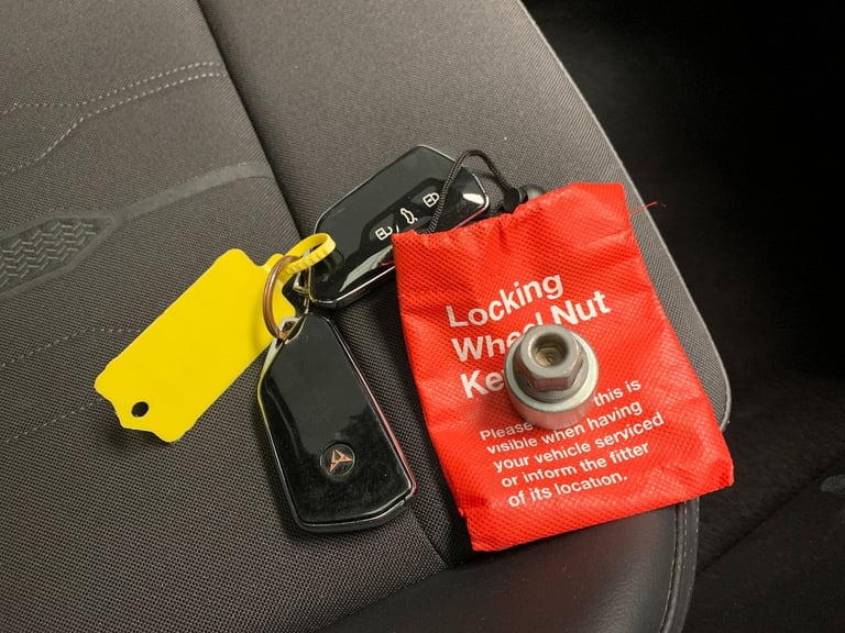 2024 Cupra Leon 1.4 eHybrid 12.8kWh VZ2 Design Edition Hatchback 5dr Petrol Plug-in Hybrid  Hatch...