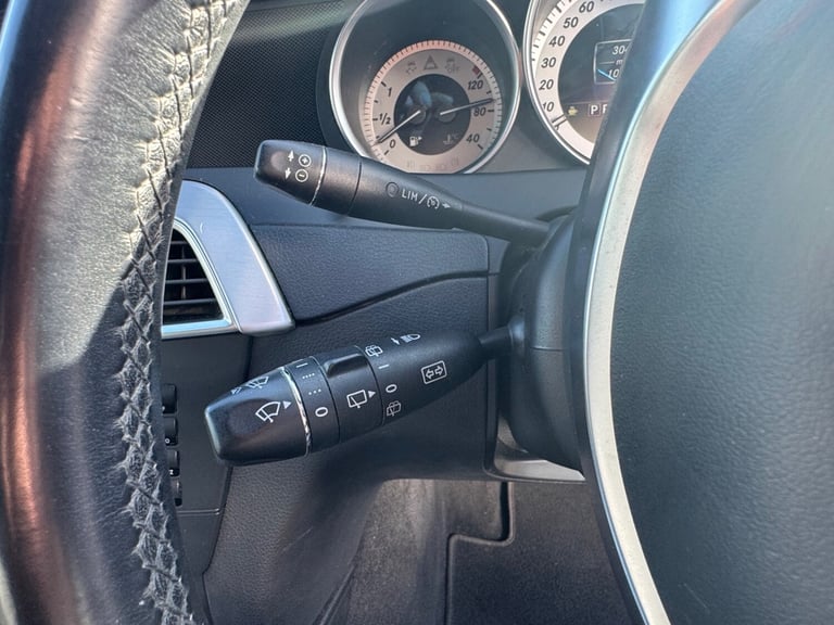 2012 Mercedes-Benz C-Class C180 BlueEFFICIENCY Sport 5dr Auto ESTATE Petrol Automatic