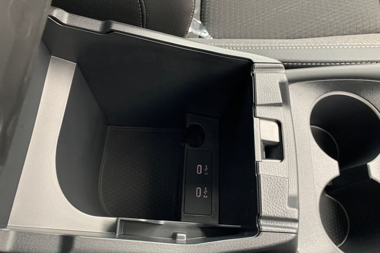 2025 Nissan Qashqai 1.5 E-Power N-Connecta [Glass Roof] 5dr Auto Hatchback Hybrid Automatic