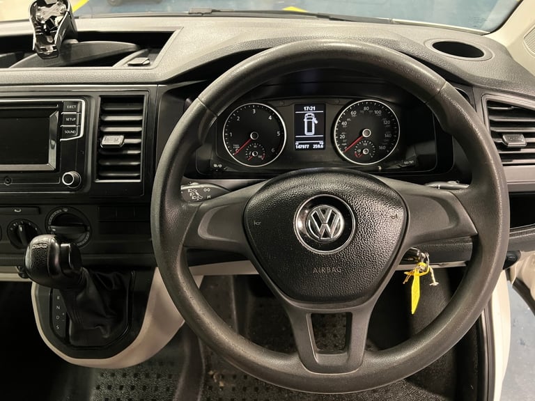 2017 Volkswagen Transporter T30 L2 TRENDLINE 2.0TDI BLUEMOTION 150PS DSG AUTO LWB VAN (EURO 6) PA...