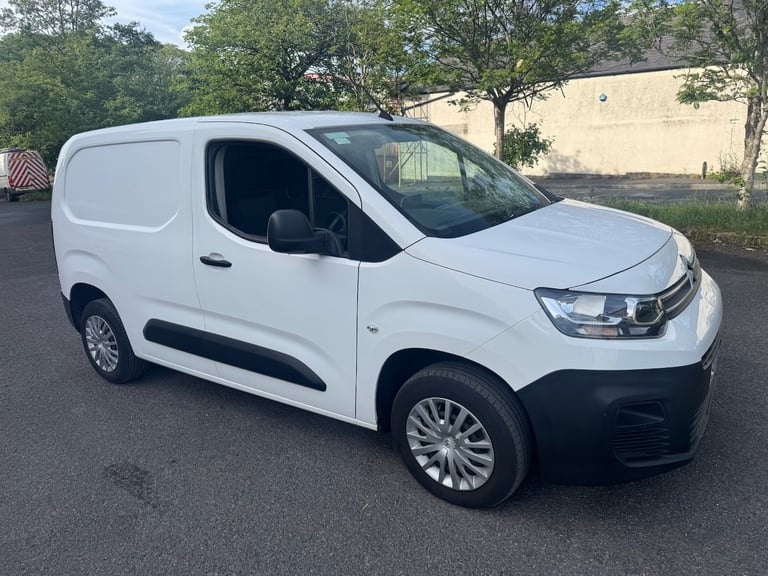 image for 2021 CITROEN BERLINGO ENTERPRISE 1.5 HDI VAN EURO6 LOW MILES PRICE IS PLUS VAT 