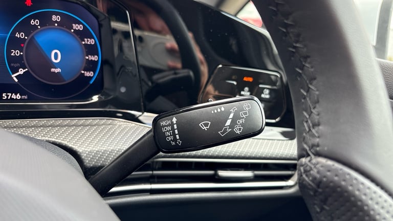 2024 Volkswagen Golf 2.0 TDI 150 R-Line 5dr DSG Diesel Estate Estate Diesel Automatic