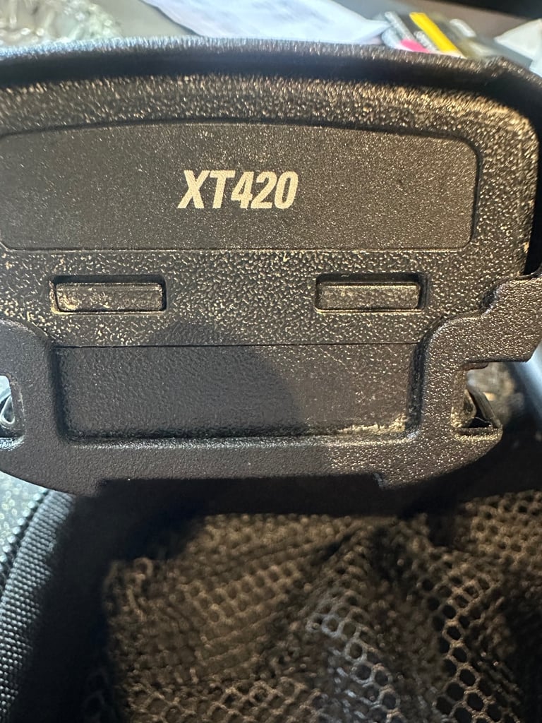 3 x Motorola XT420 Walkie Talkies 