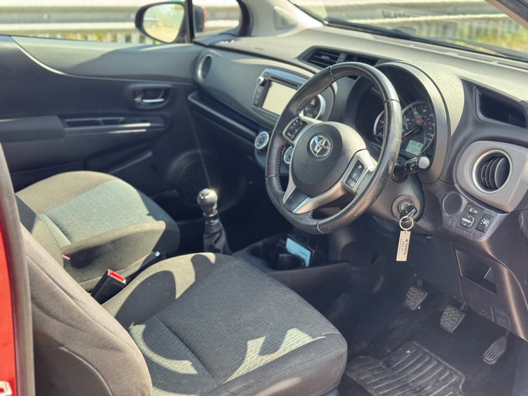 2013 Toyota Yaris 1.4 D-4D TR 3dr HATCHBACK Diesel Manual