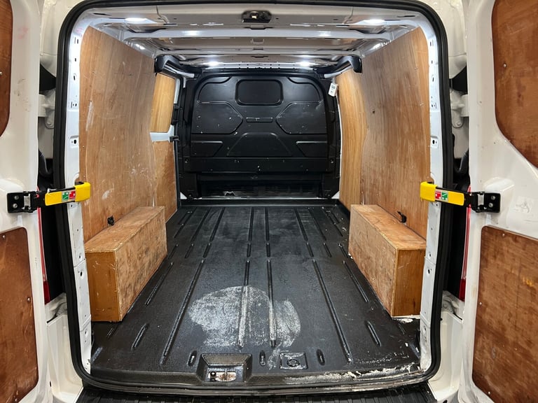 2021 Ford Transit Custom 300 LIMITED 2.0TDCI ECOBLUE 130PS LWB VAN (EURO 6) PANEL VAN Diesel Manual