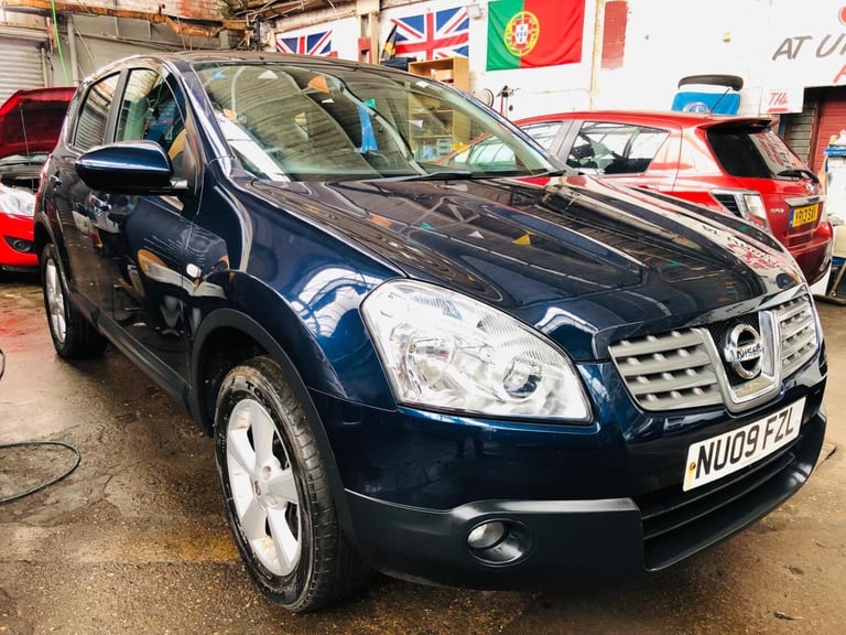 image for NISSAN QASHQAI 2.0 Acenta 4 WHEEL DRIVE SATNAV REV CAMERAM 4X4 SPEC VERY REAR