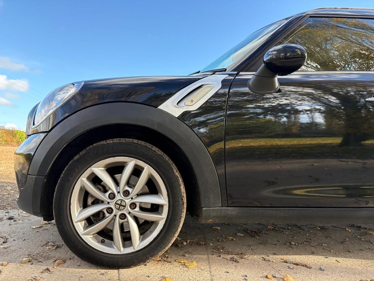 2011 MINI Countryman 1.6 Cooper D Euro 5 (s/s) 5dr HATCHBACK Diesel Manual