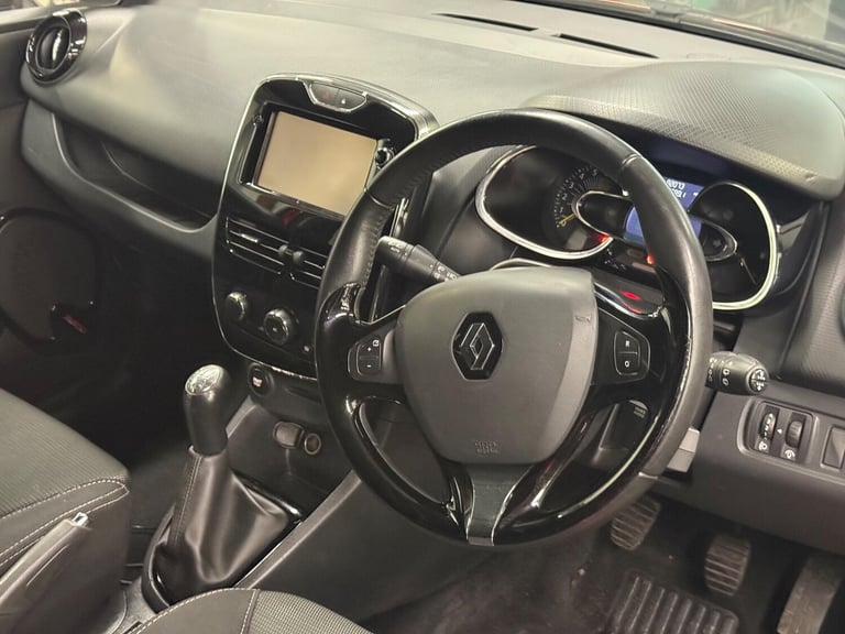 2014 Renault Clio 1.2 16V Dynamique MediaNav 5dr HATCHBACK PETROL Manual