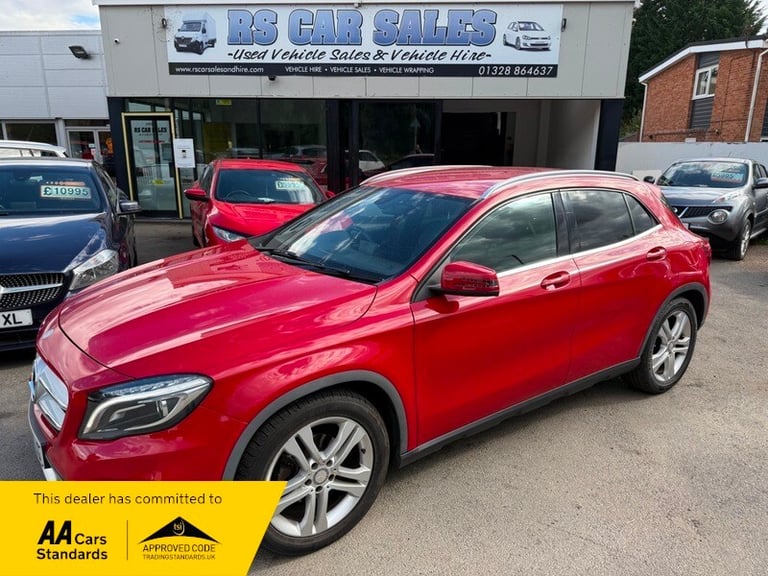 Mercedes 200 GLA200 CDI SE PREMIUM