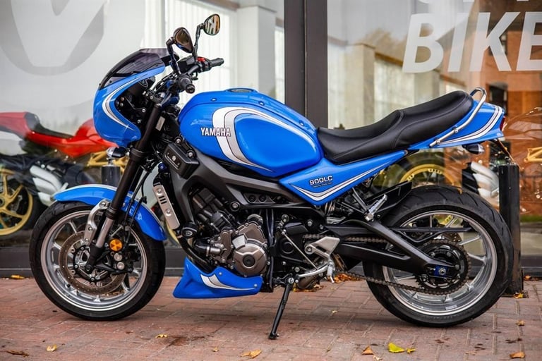 Yamaha XSR900 LOW MILES ! RD FAIRINGS ! AKRO ! STUNNING