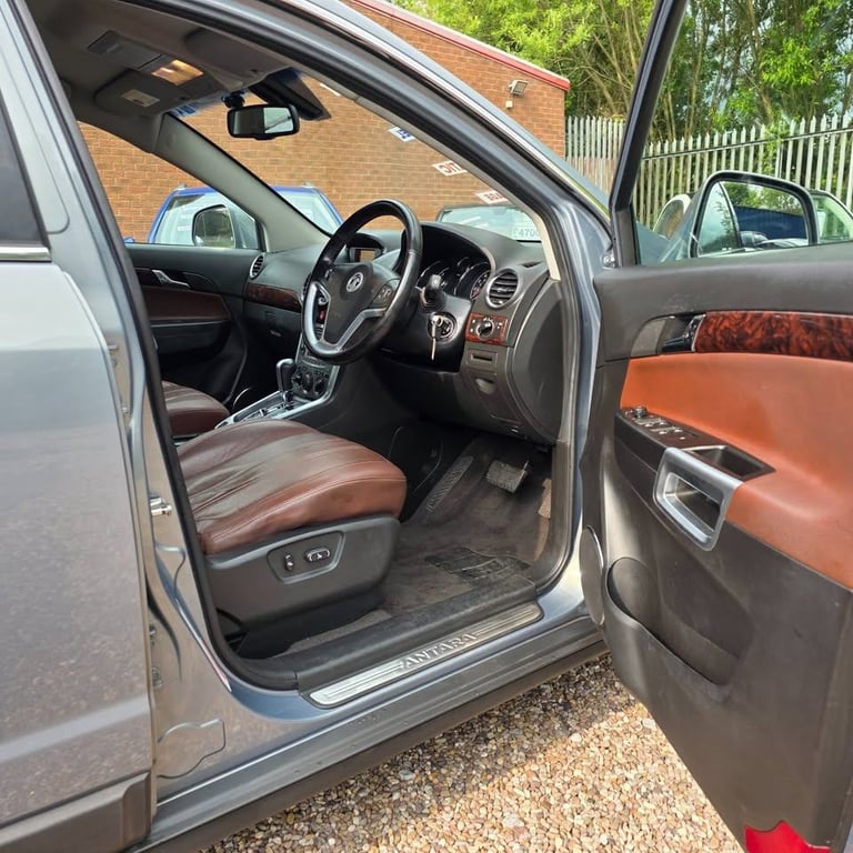  VAUXHALL ANTARA NAV 2.2 DIESEL 184BHP 4X4 AUTOMATIC GEARBOX YEAR 2013 LOW MILES 12 MONTHS MOT!