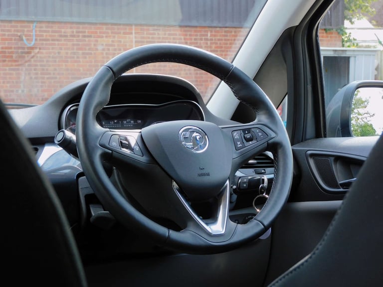2017 Vauxhall Corsa 1.4 Corsa Diamond ecoFLEX 5dr Hatchback Petrol Manual