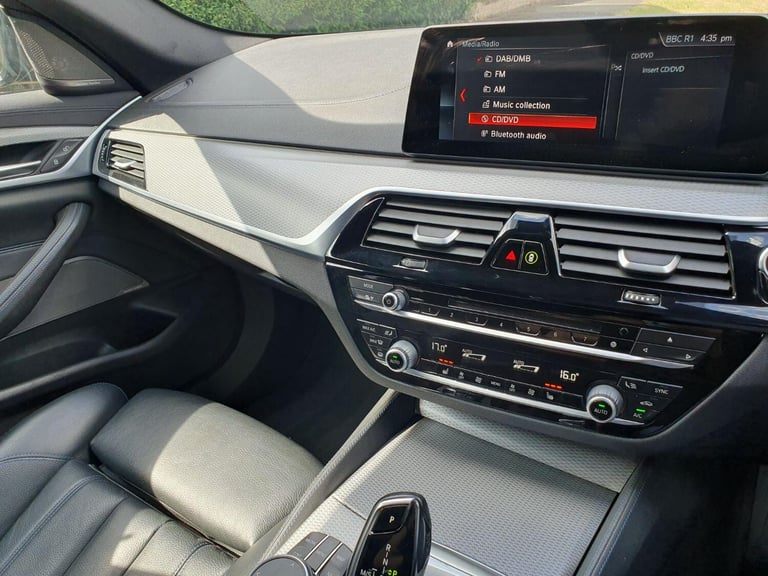 BMW 5 SERIES 3.0 540i xDrive M Sport Touring 2018